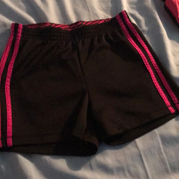 Exercise Short - Picture 2 of 3